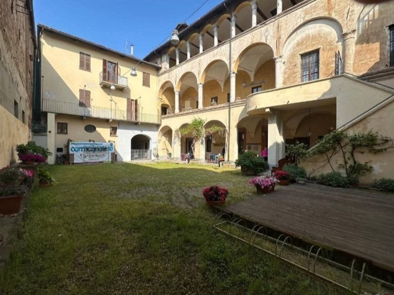 UNA GIORNATA PER I BAMBINI E LA PREVENZIONE DENTALE ALLA LOCANDA CASA CAVASSA CON LO STUDIO ROSCA GALLARATO E IL SALSASIO 